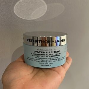 Peter Thomas Roth
Water Drench® Hyaluronic Cloud Cream Hydrating Moisturizer